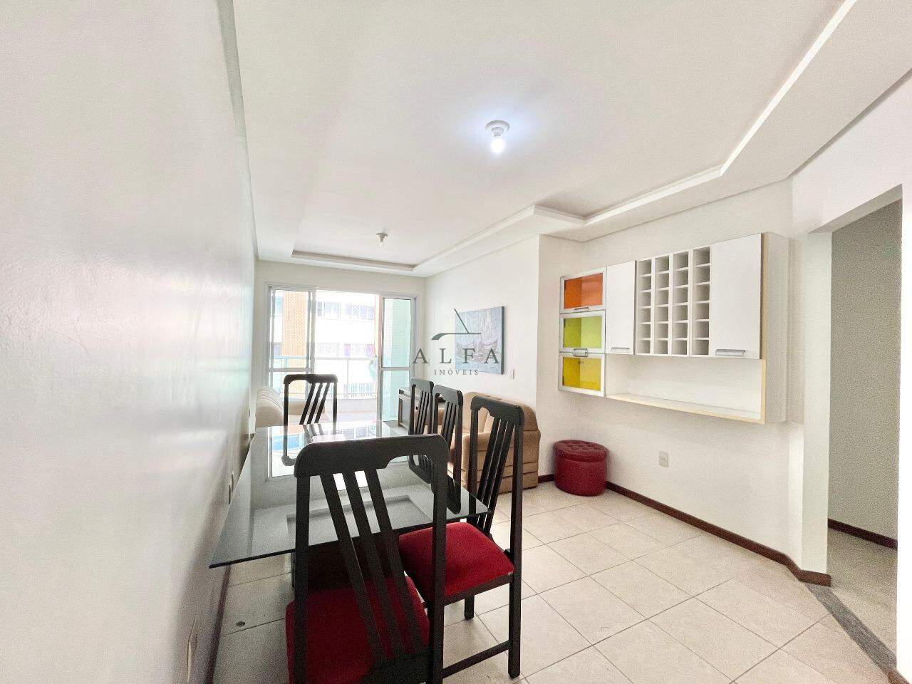 Apartamento à venda no Centro: Apartamento de 3 quartos à venda no Centro de Guarapari Es.