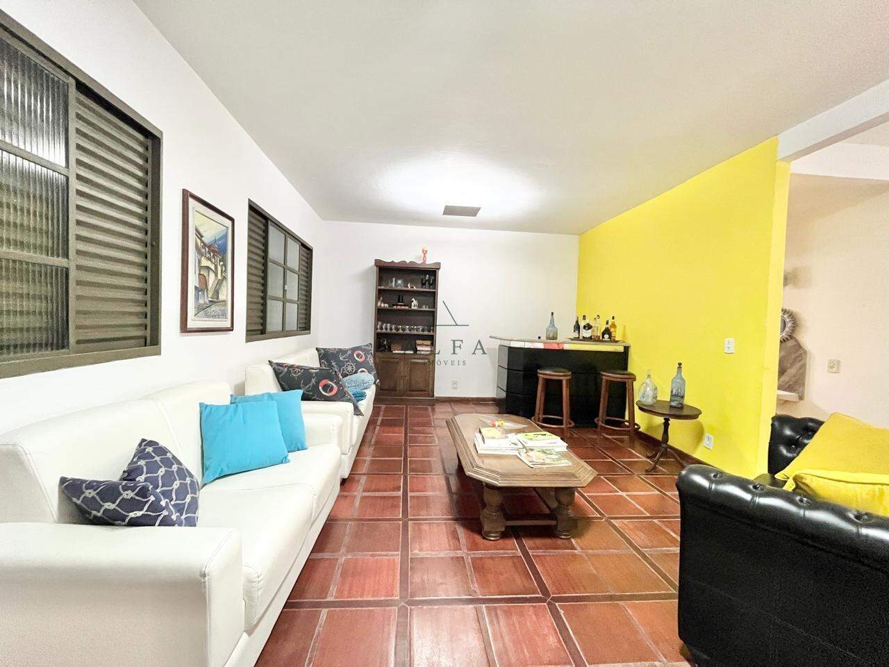 Casa à venda no ENSEADA AZUL: Casa de 3 quartos à venda na Enseada Azul, Guarapari Es.