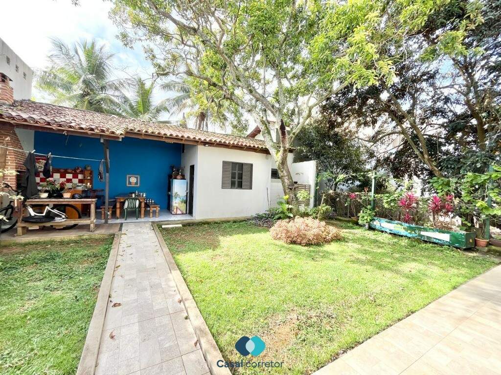 Casa à venda no ENSEADA AZUL: Casa a venda na Enseada Azul, Guarapari Es.