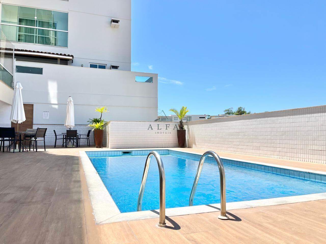 Apartamento à venda no ENSEADA AZUL: Apartamento de 3 quartos à venda na Enseada Azul, Guarapari Es.