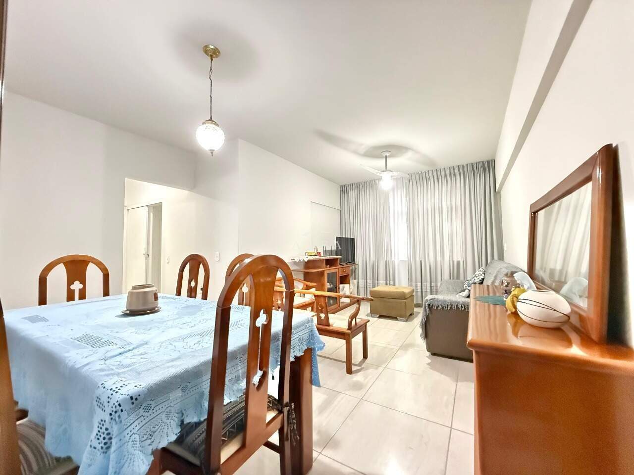 Apartamento para aluguel no Centro: Apartamento locaçâo Anual no Centro de Guarapari Es.