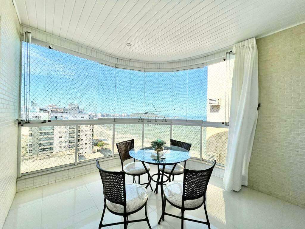 Apartamento à venda no Praia do Morro: Apartamento de 3 quartos à venda na Praia do Morro, Guarapari Es.