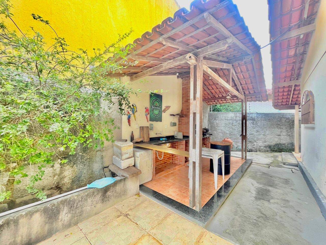 Casa à venda no ENSEADA AZUL: Casa de 3 quartos à venda na Enseada Azul, Guarapari Es.