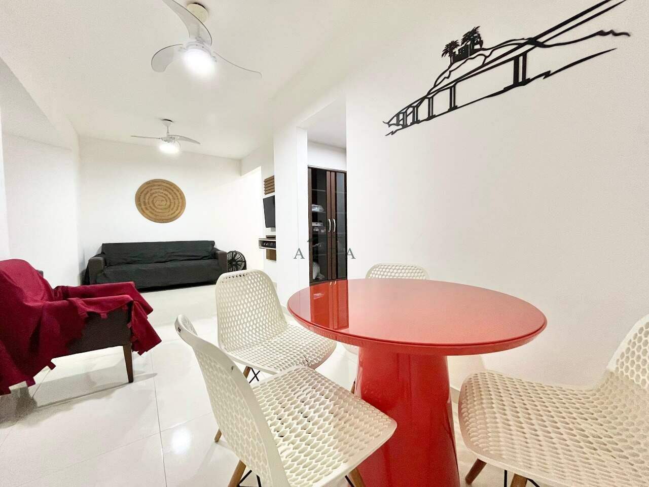 Apartamento à venda no ENSEADA AZUL: Apartamento de 2 quartos à venda na Enseada Azul, Guarapari Es.