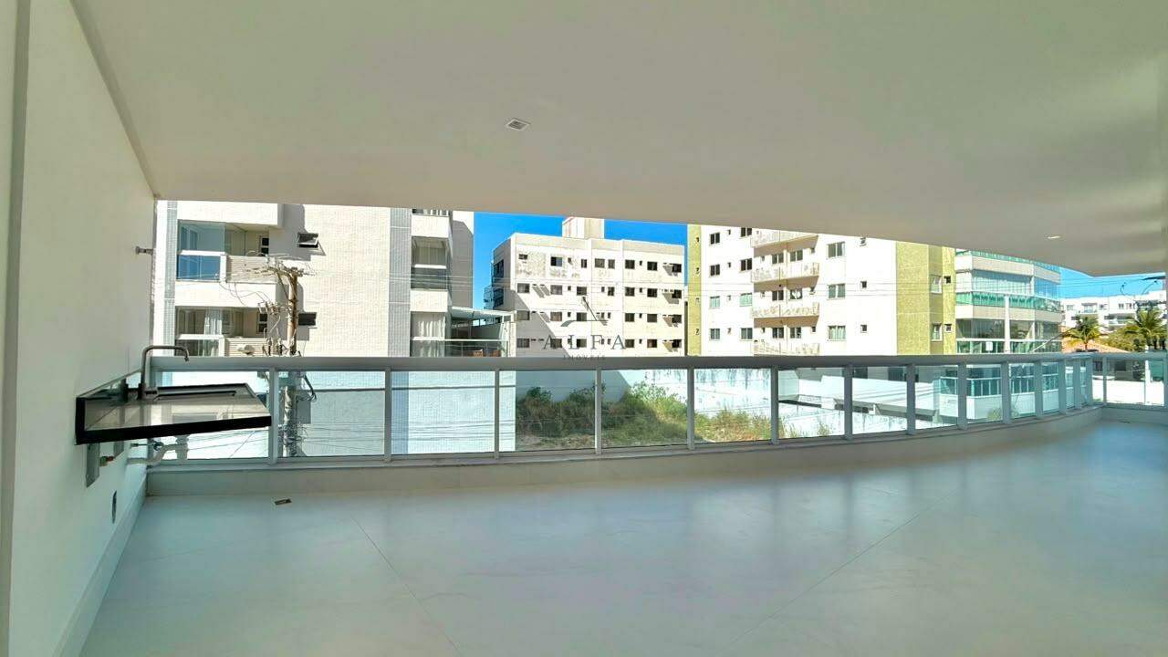 Apartamento à venda no ENSEADA AZUL: APARTAMENTO NA QUADRA DO MAR À VENDA NA ENSEADA AZUL, GUARAPARI - ES