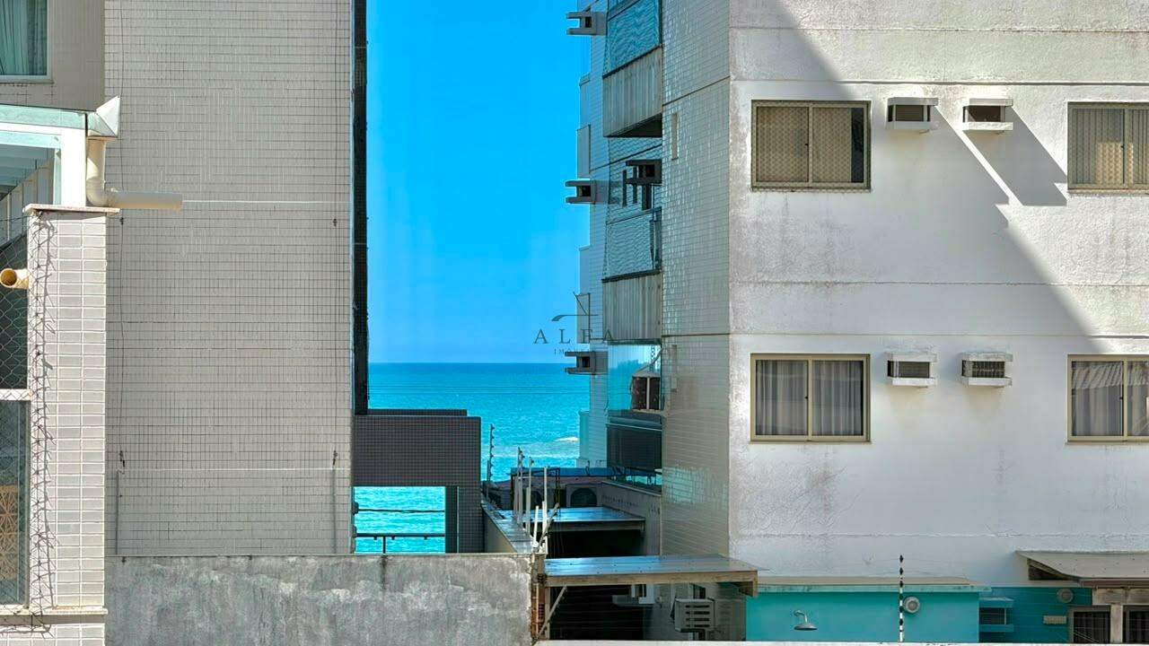 Apartamento à venda no ENSEADA AZUL: APARTAMENTO NA QUADRA DO MAR À VENDA NA ENSEADA AZUL, GUARAPARI - ES