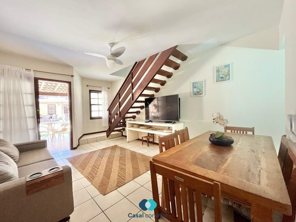 Casa à venda no ENSEADA AZUL: Casa em condomínio à venda na Enseada Azul, Guarapari Es.