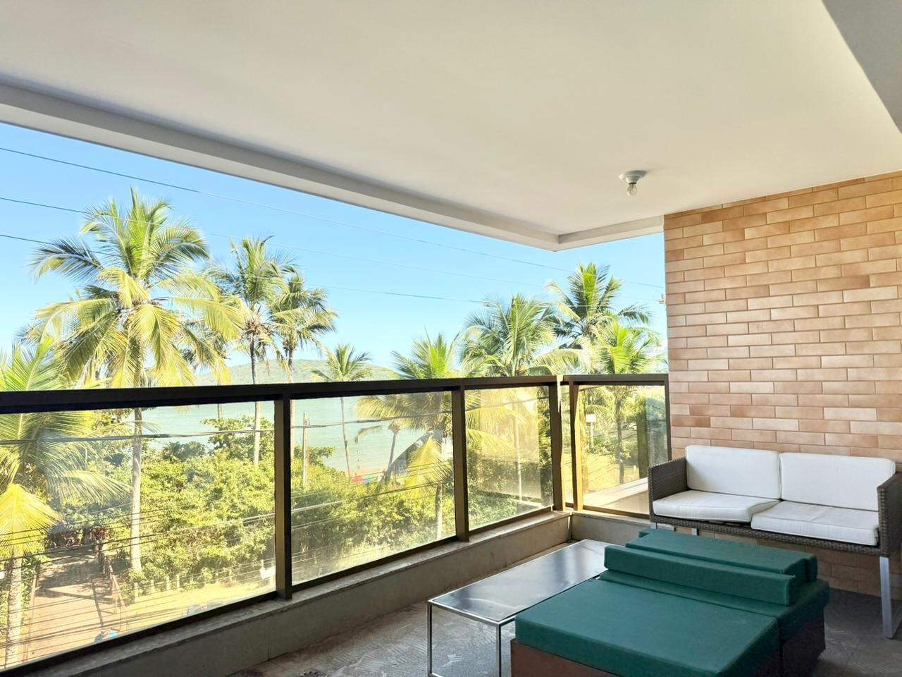 Apartamento à venda no ENSEADA AZUL: FRENTE MAR À VENDA NA ENESEADA AZUL, GUARAPARI - ES