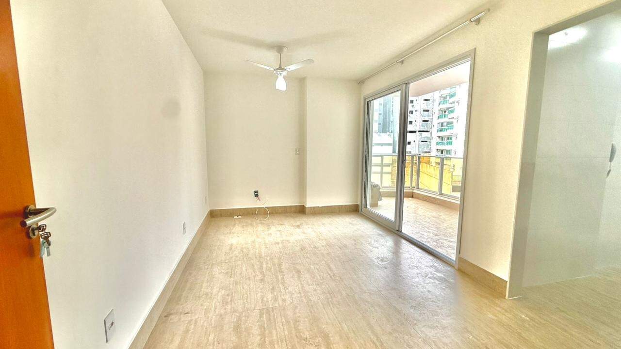 Apartamento à venda no Centro: APARTAMENTO À VENDA NO CENTRO, GUARAPARI - ES