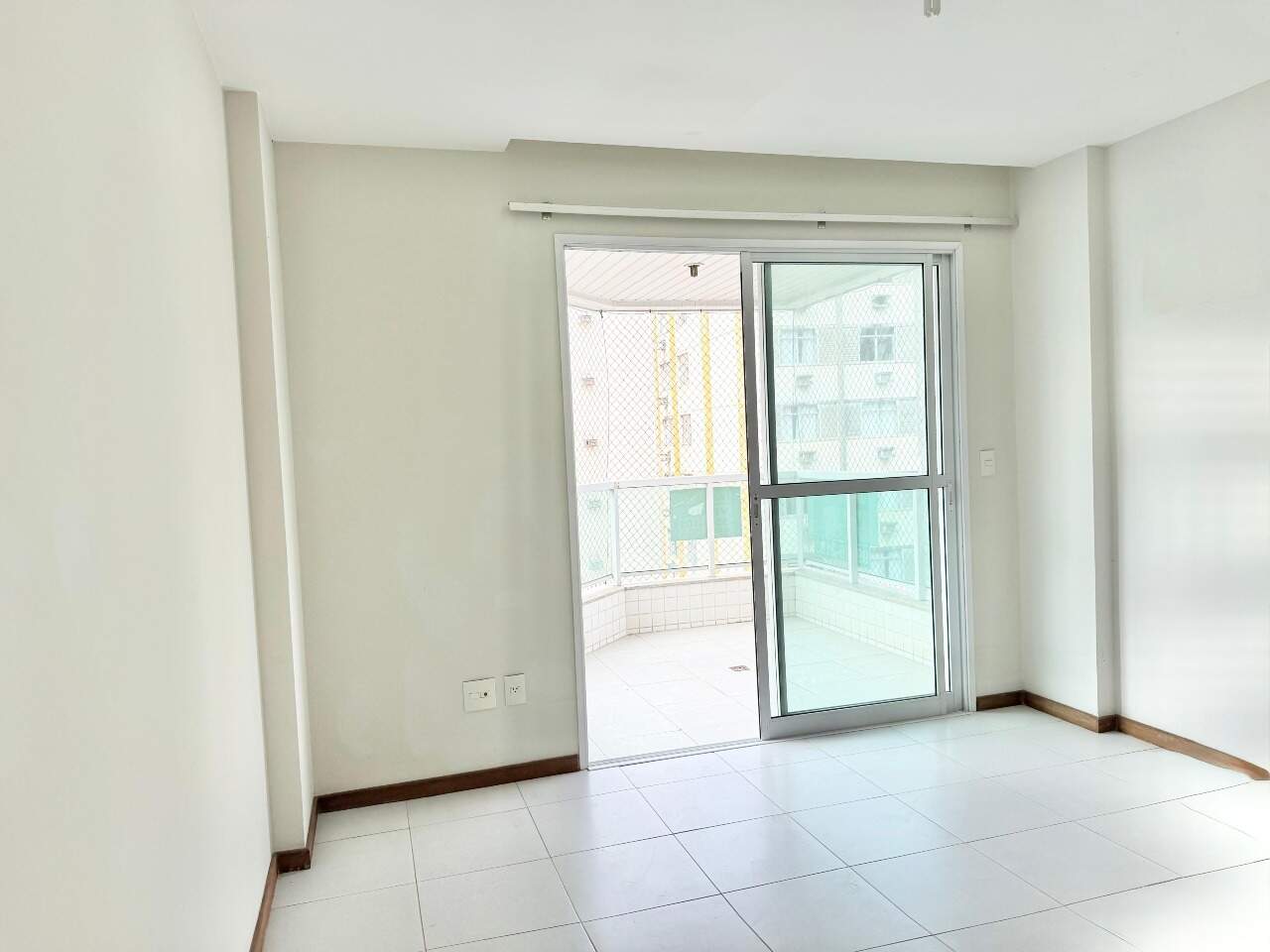 Apartamento à venda no Centro: Apartamento à venda no Centro de Guarapari Es.