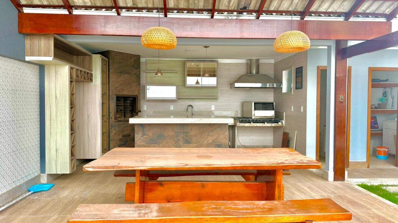 Casa para aluguel no Praia do Morro: CASA DUPLEX PARA ALUGUEL ANUAL NA PRAIA DO MORRO, GUARAPARI - ES