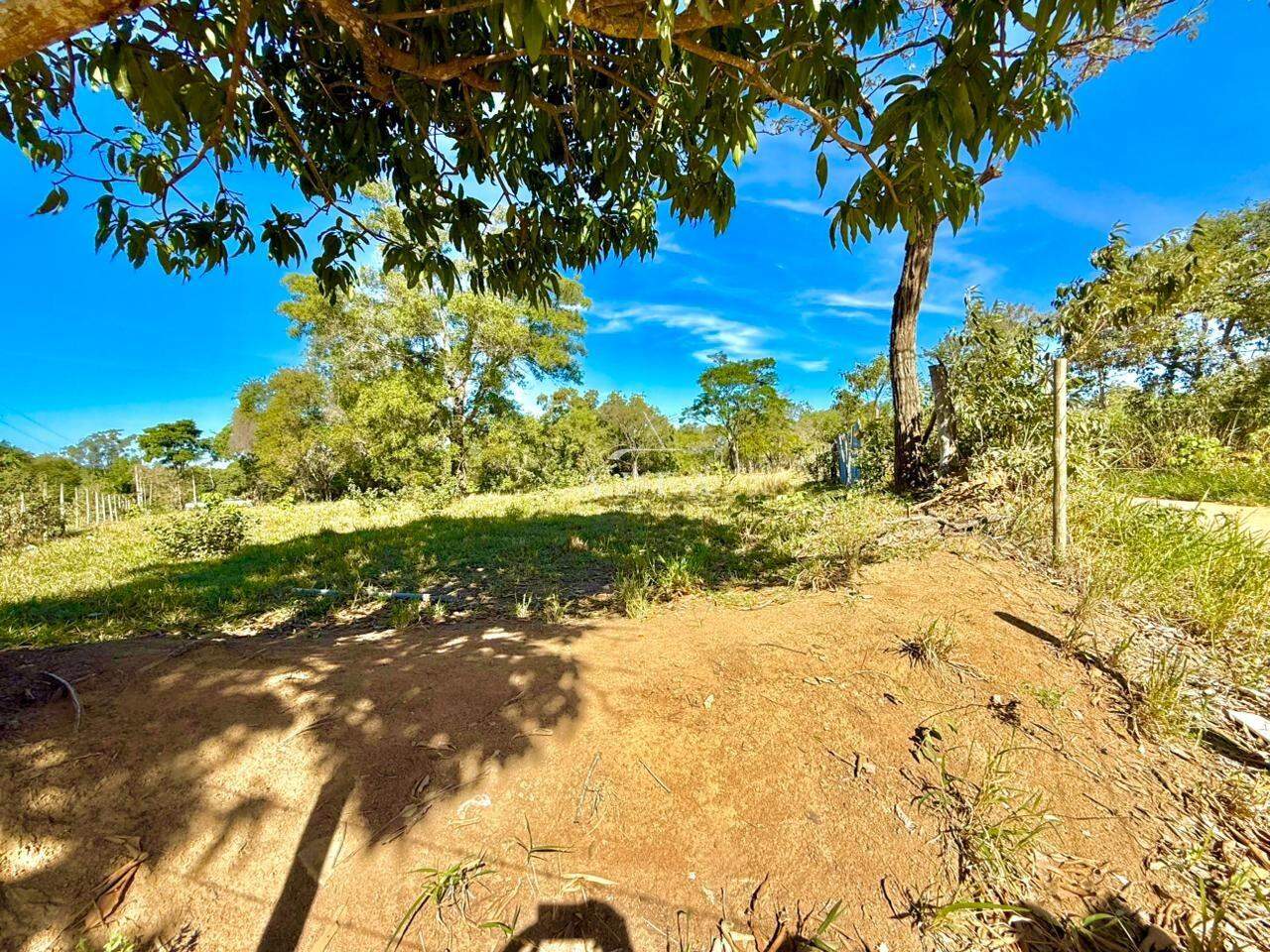 Lote à venda no Comunidade Urbana de Lagoa Dourada: 