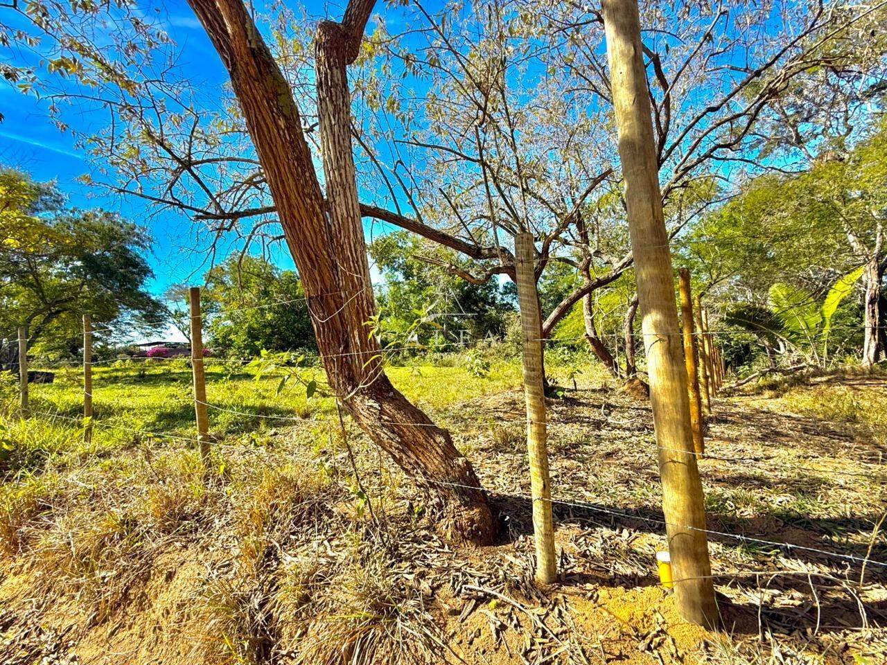 Lote à venda no Comunidade Urbana de Lagoa Dourada: 