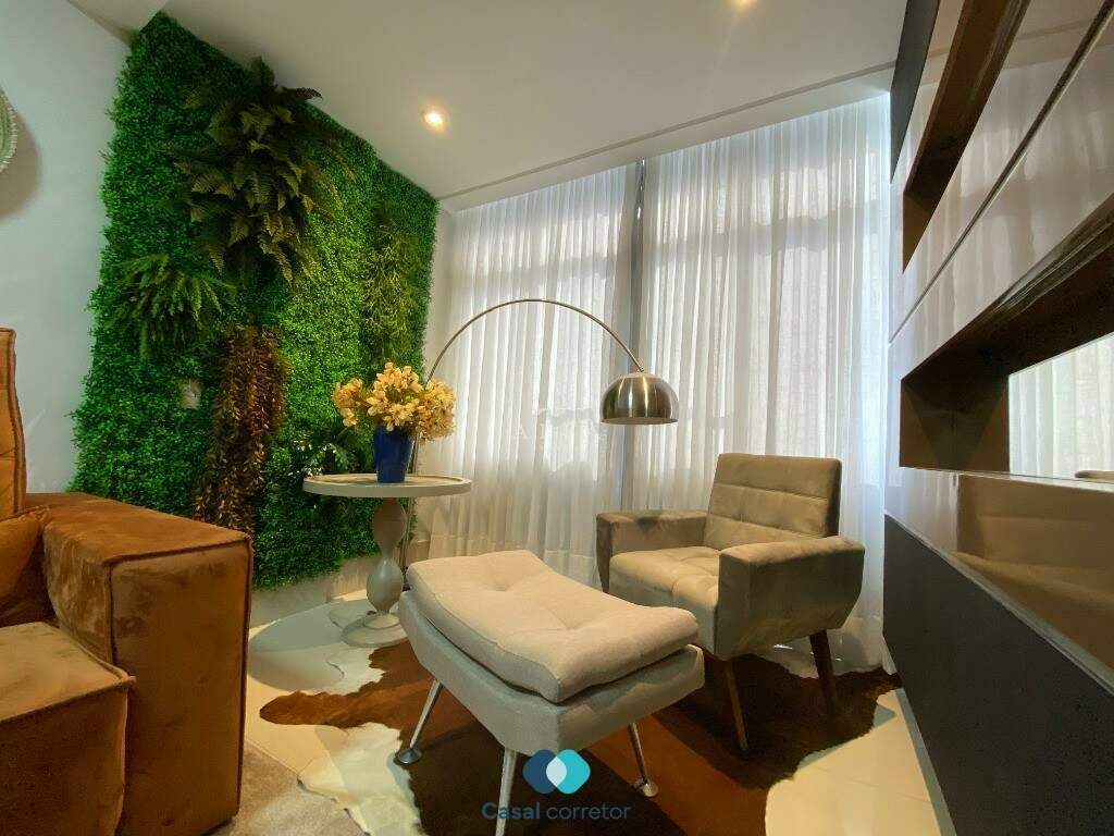 Apartamento à venda no Centro: Cobertura a venda no Centro de Guarapari Es.
