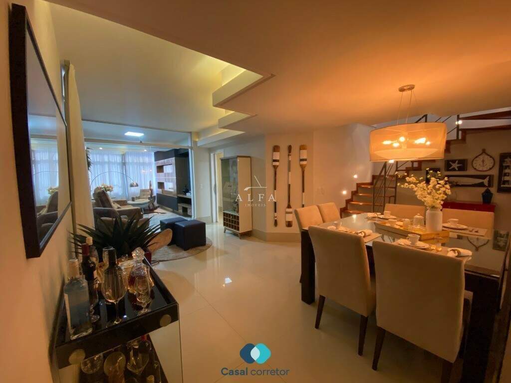 Apartamento à venda no Centro: Cobertura a venda no Centro de Guarapari Es.