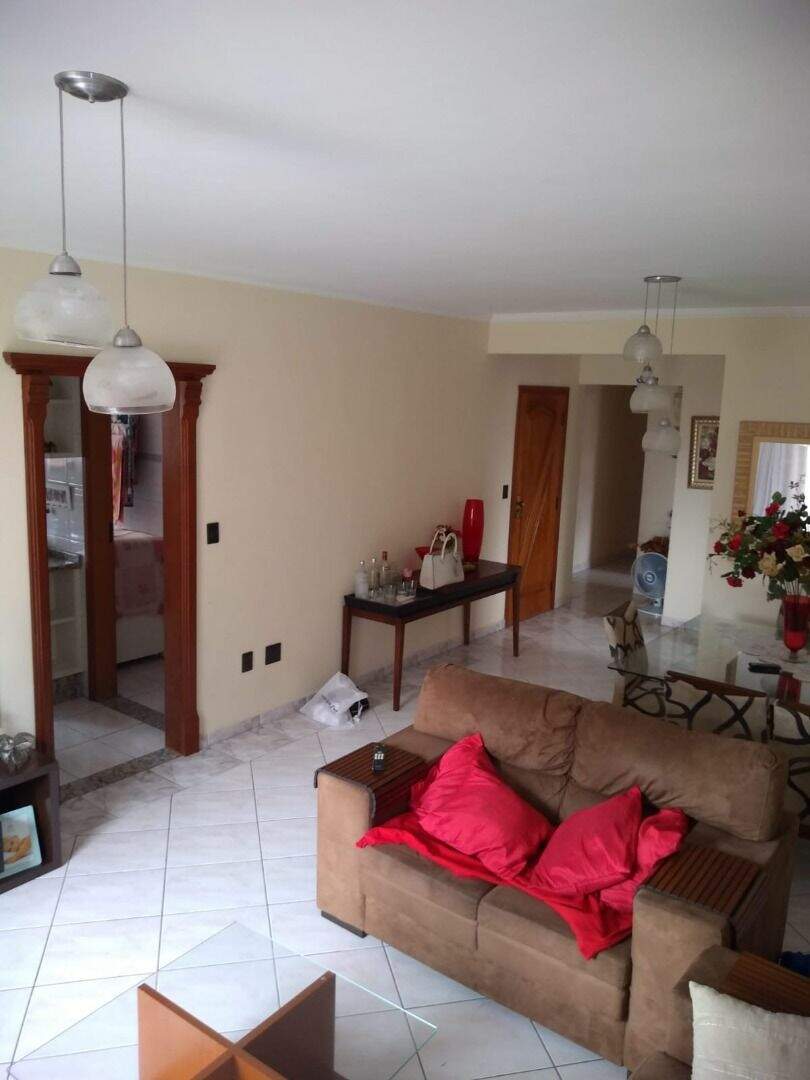 Apartamento à venda no Tupi: 