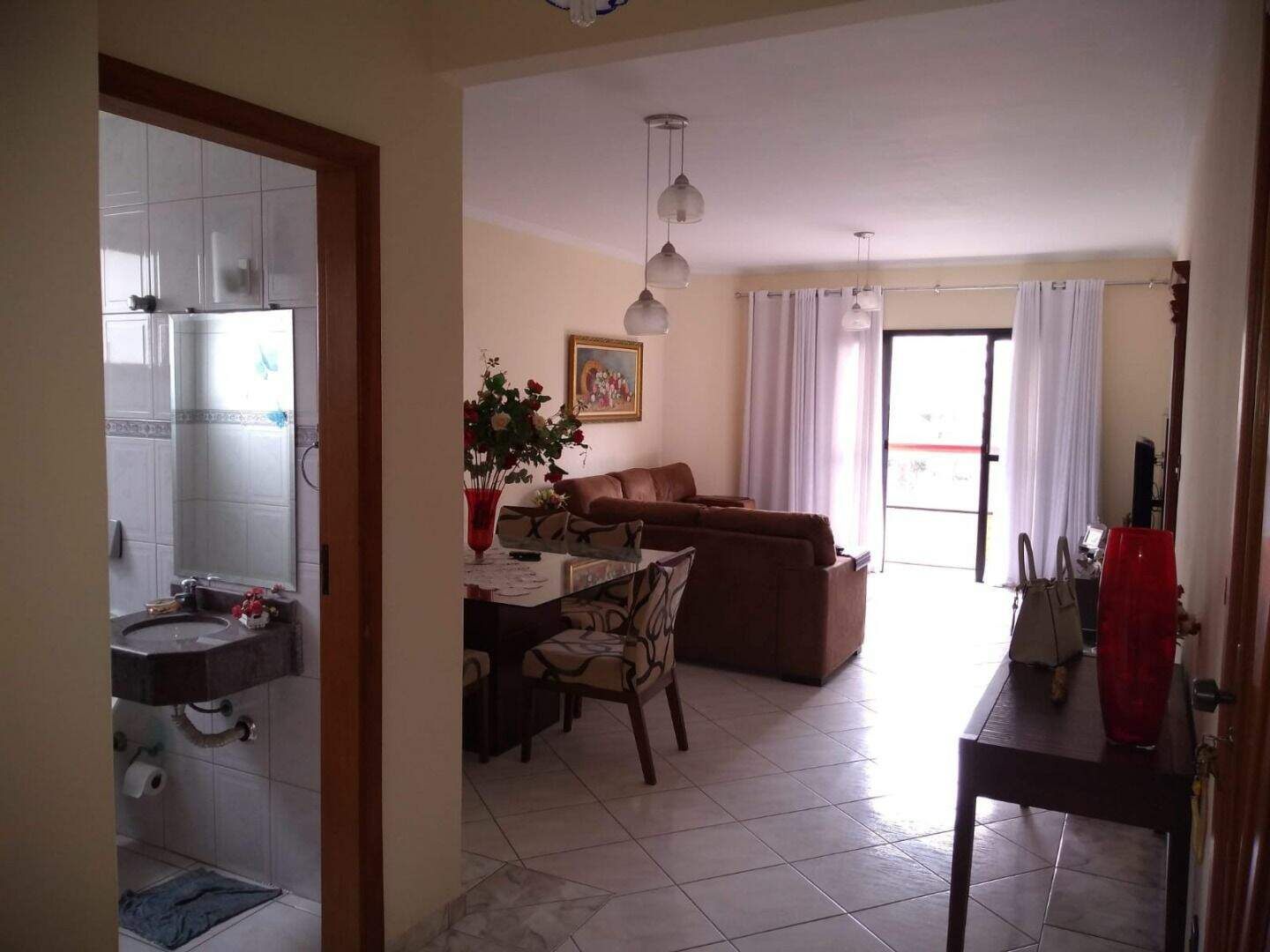 Apartamento à venda no Tupi: 