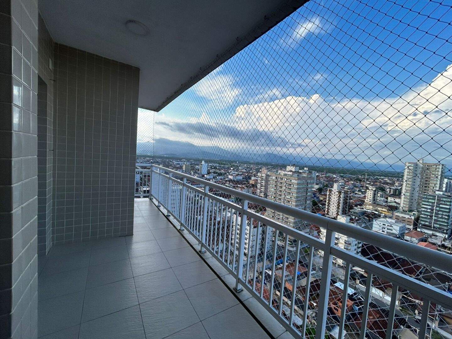 Apartamento à venda no Ocian: 
