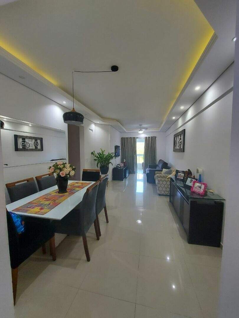 Apartamento à venda no Canto do Forte: 