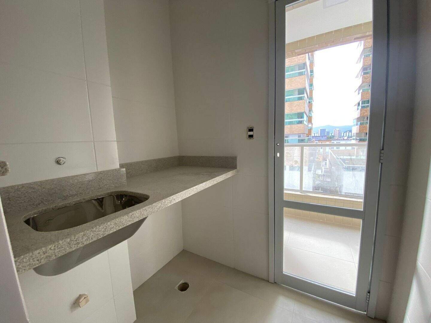 Apartamento à venda no Canto do Forte: 