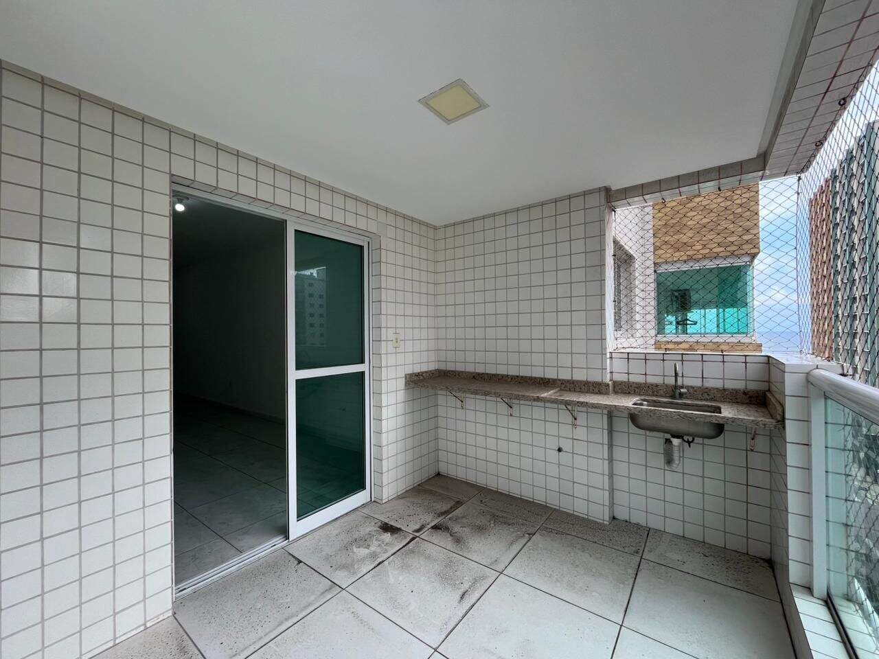 Apartamento à venda no Tupi: 