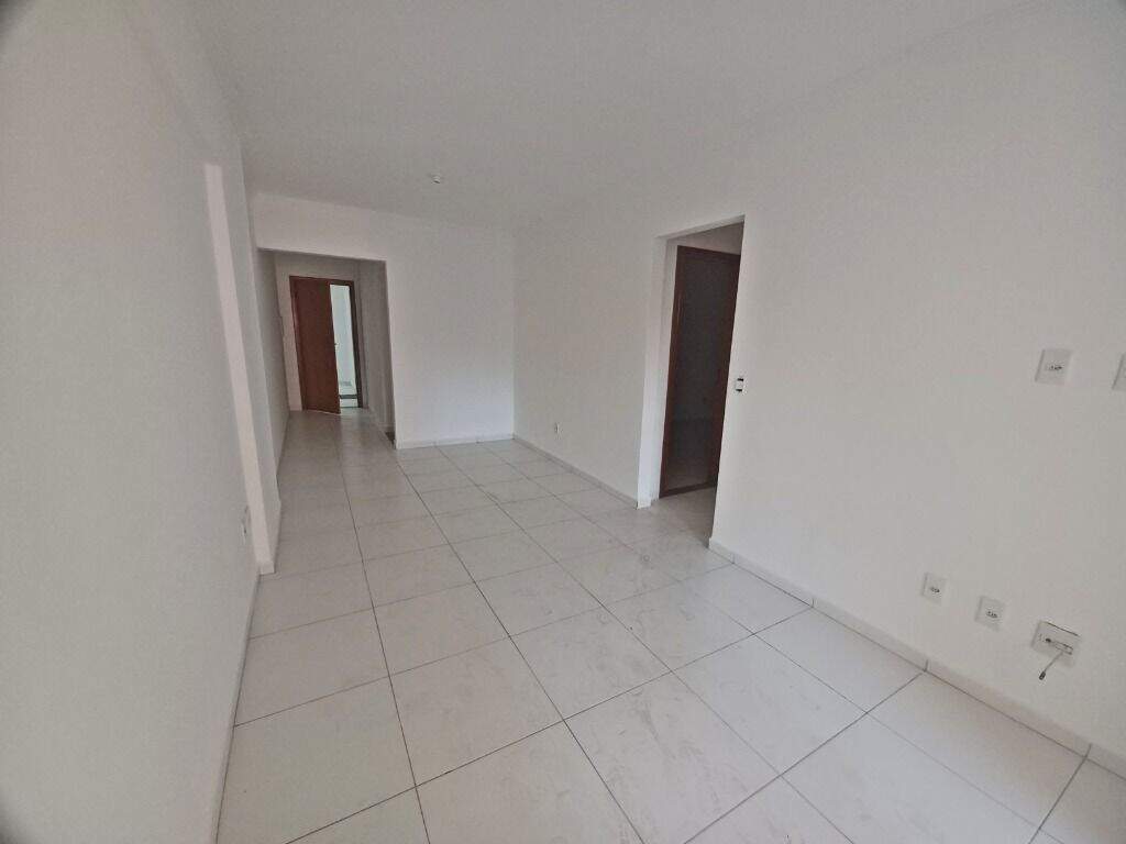 Apartamento à venda no Tupi: 