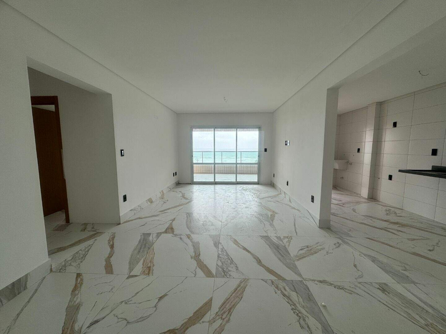 Apartamento à venda no Aviação: 