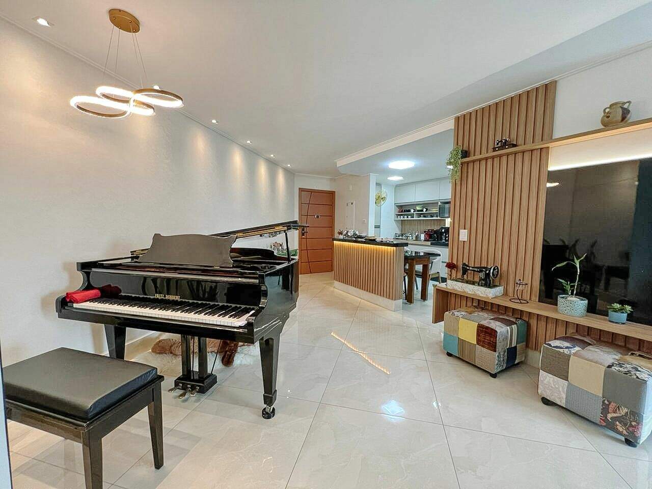Apartamento à venda no Canto do Forte: 