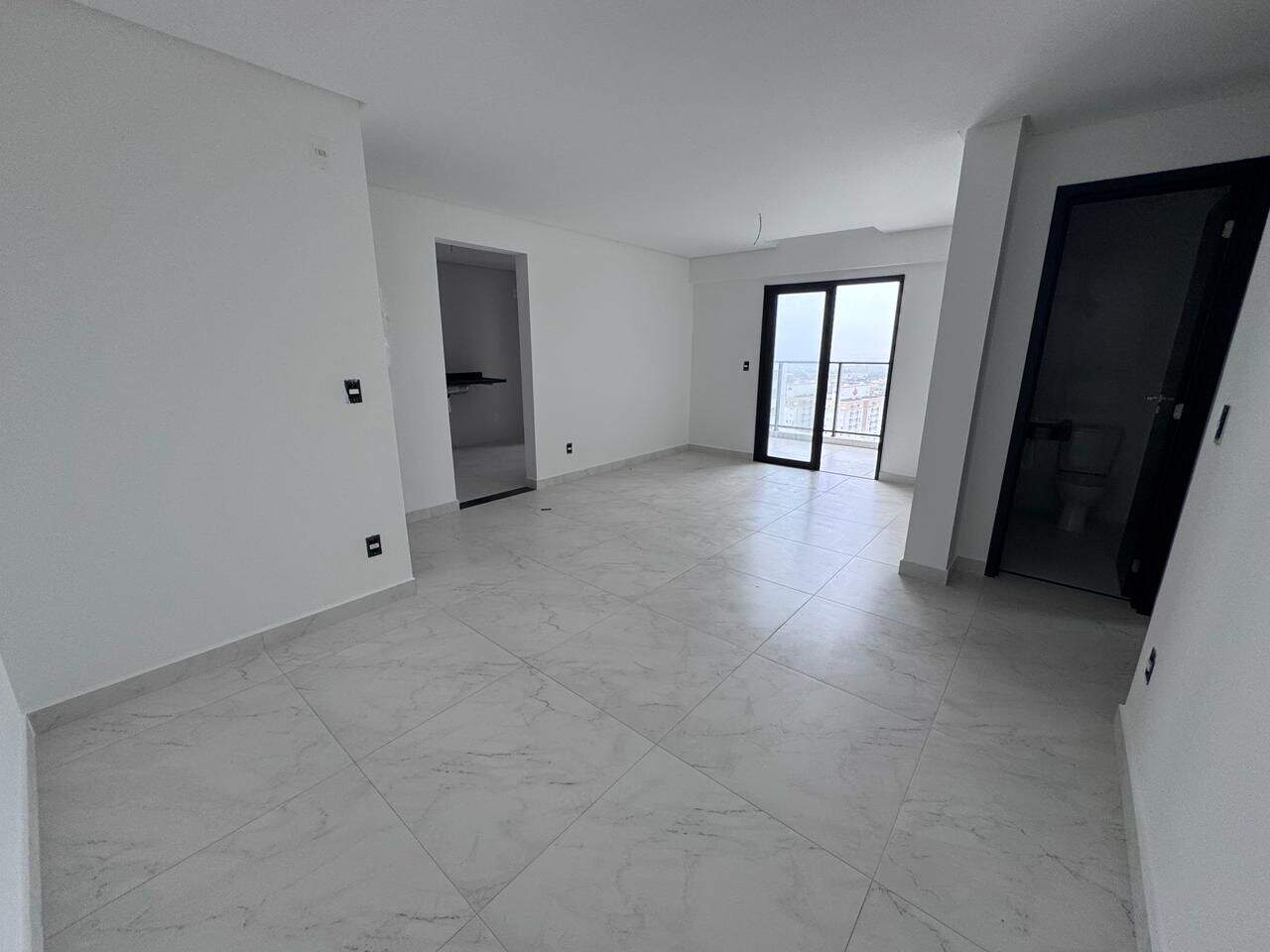 Apartamento à venda no Aviação: 