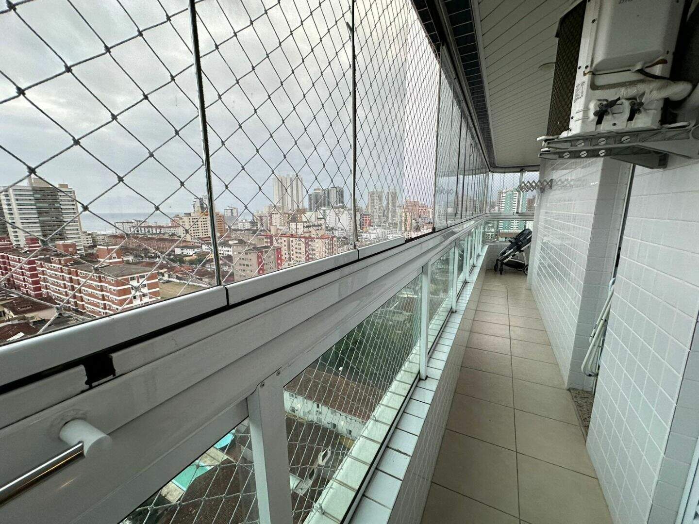 Apartamento à venda no Canto do Forte: 