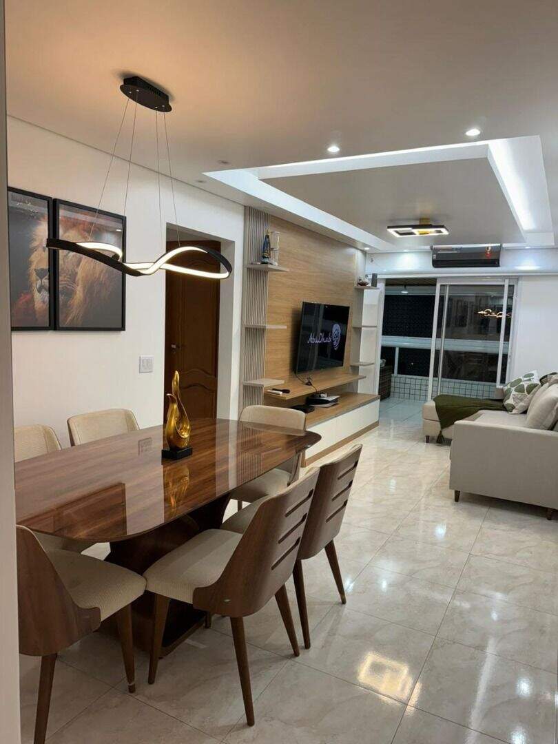 Apartamento à venda no Canto do Forte: 