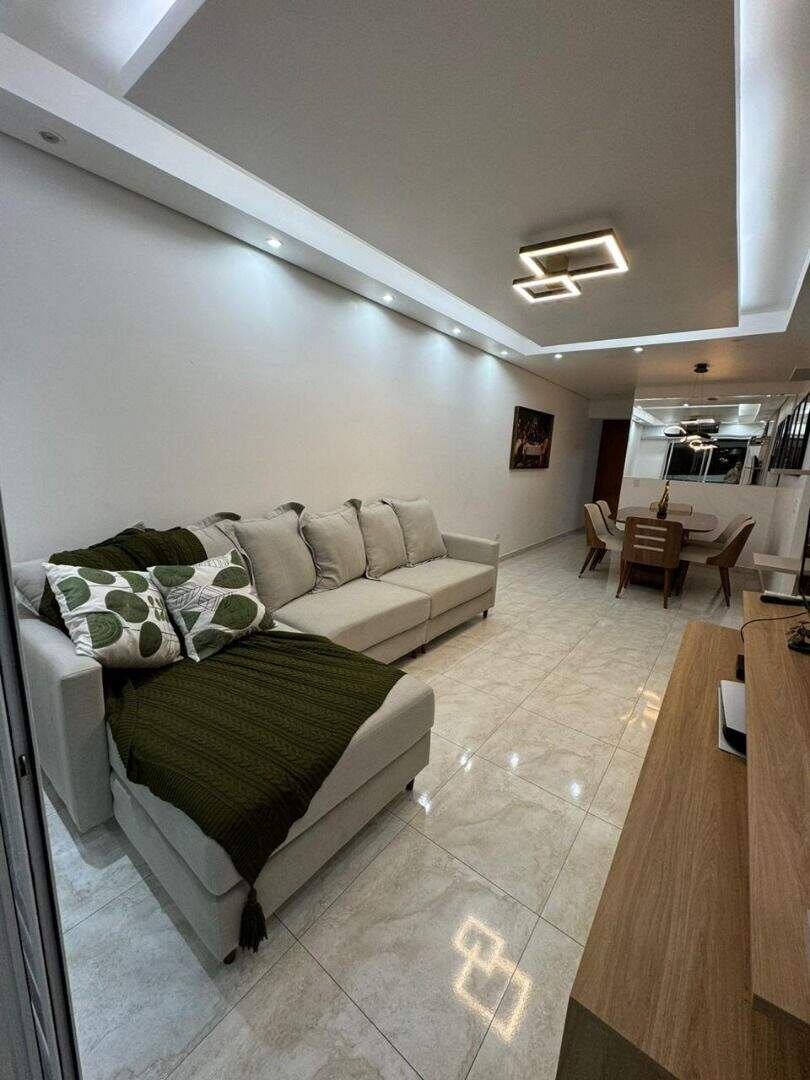Apartamento à venda no Canto do Forte: 