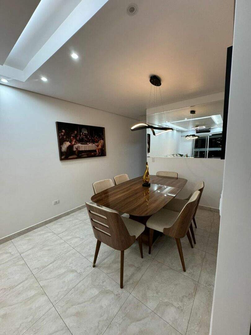 Apartamento à venda no Canto do Forte: 