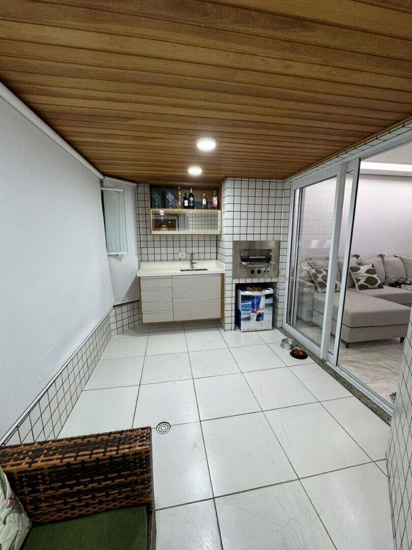 Apartamento à venda no Canto do Forte: 