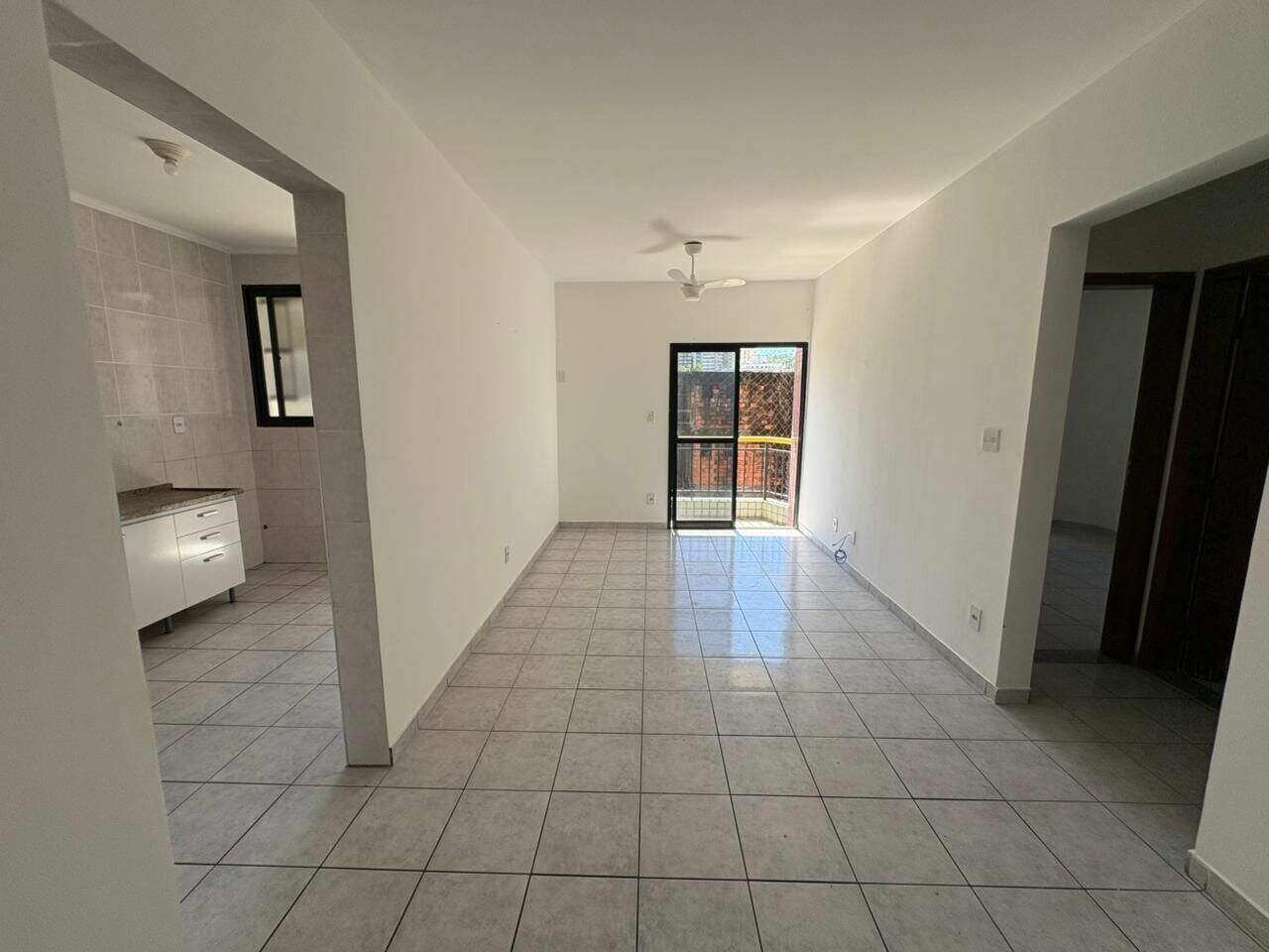 Apartamento à venda no Canto do Forte: 
