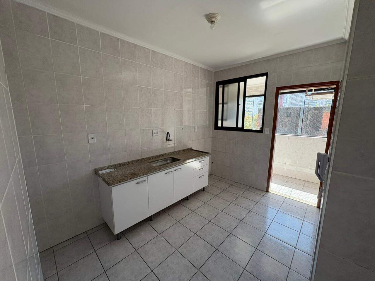 Apartamento à venda no Canto do Forte: 