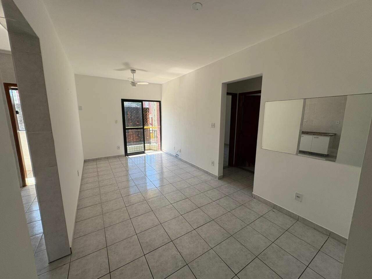 Apartamento à venda no Canto do Forte: 
