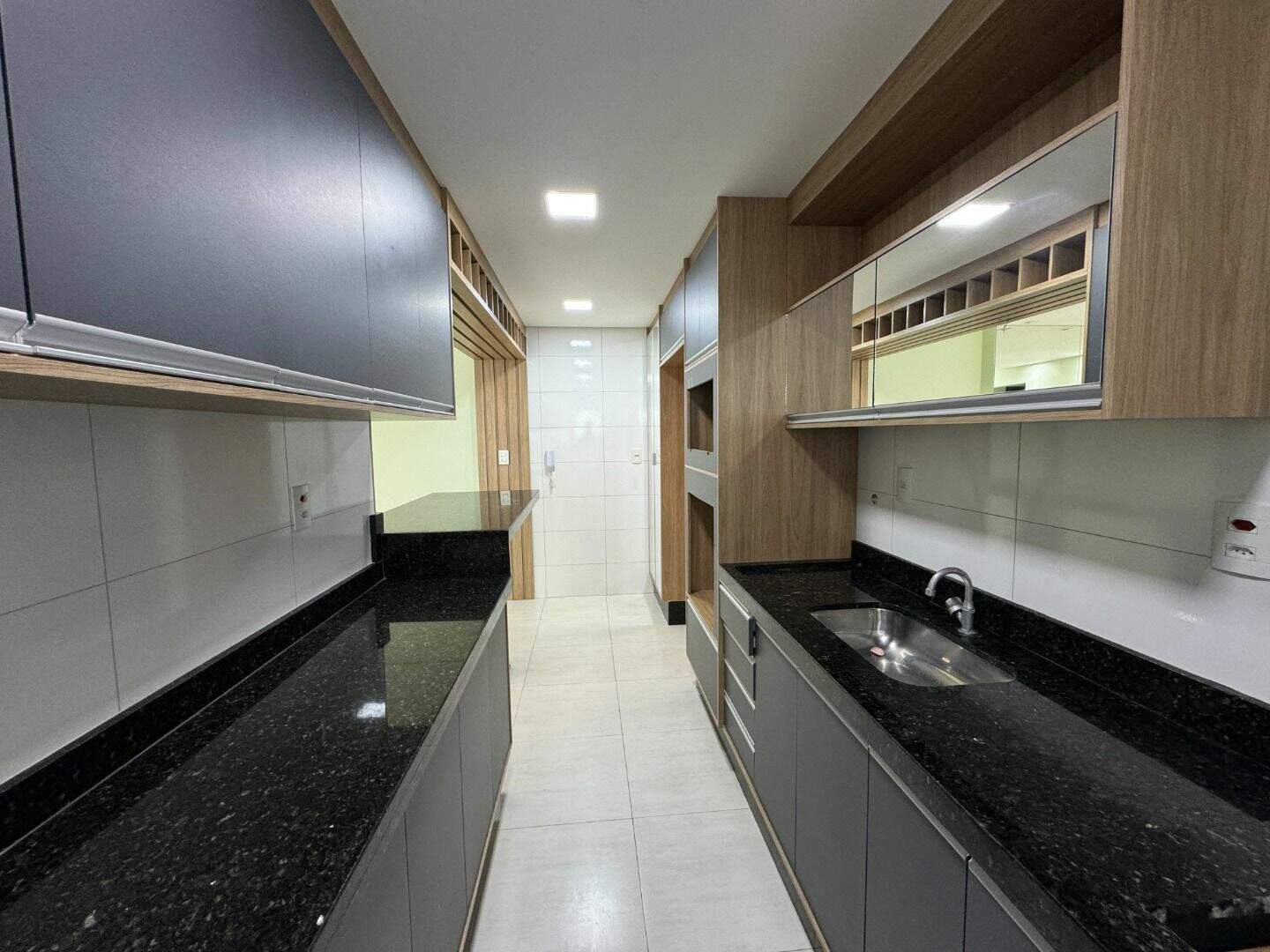 Apartamento à venda no Caiçara: 