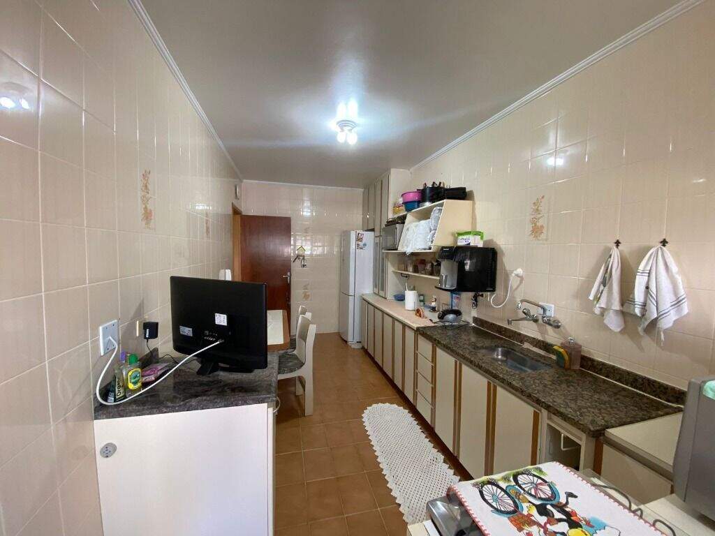 Apartamento à venda no Tupi: 
