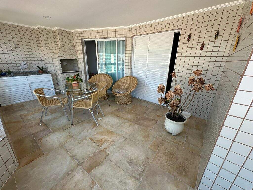 Apartamento à venda no Tupi: 
