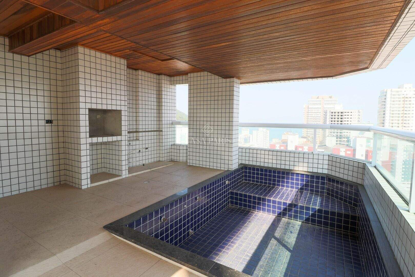 Apartamento à venda no Canto do Forte: 