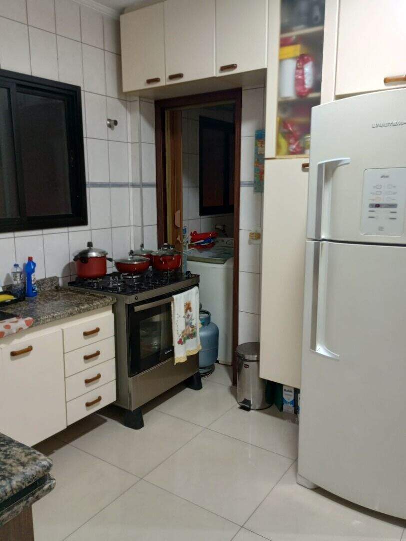 Apartamento à venda no Tupi: 