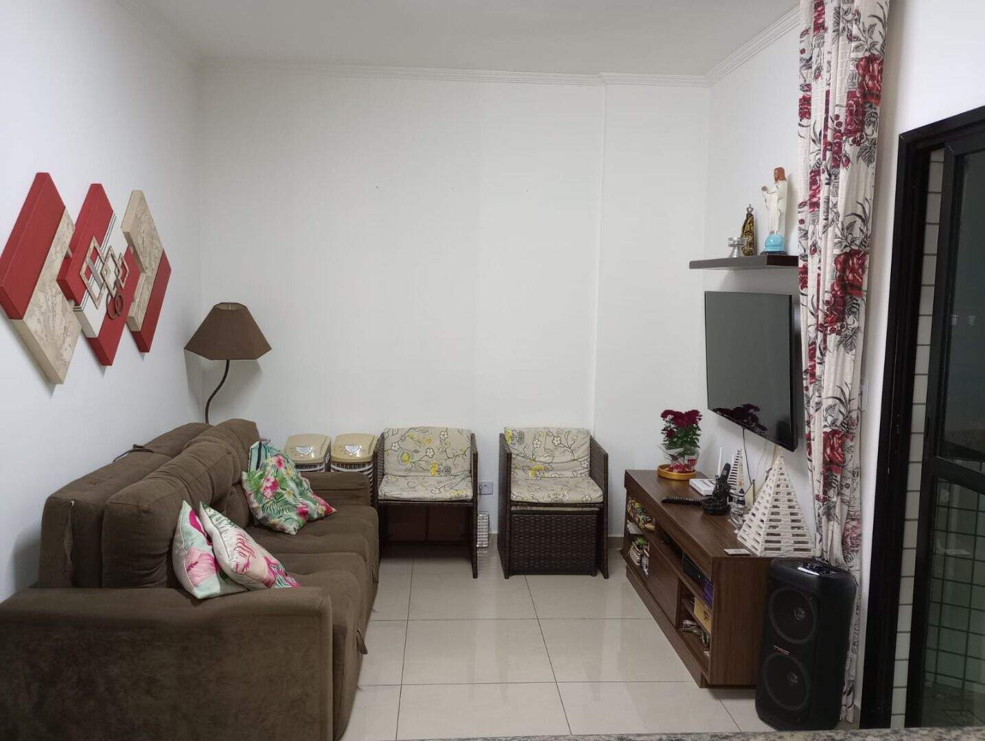 Apartamento à venda no Tupi: 