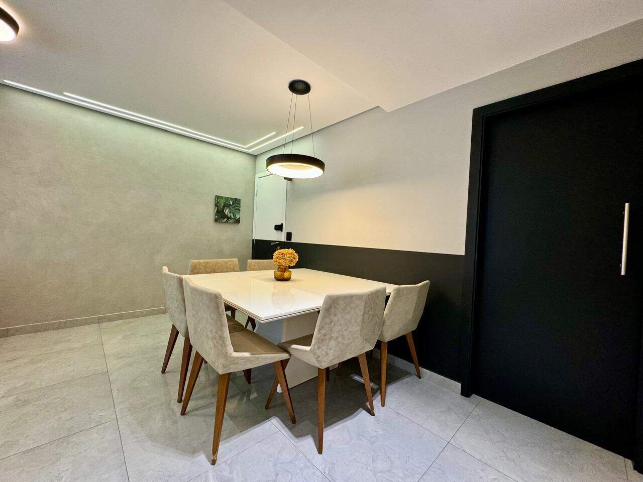 Apartamento à venda no Canto do Forte: 