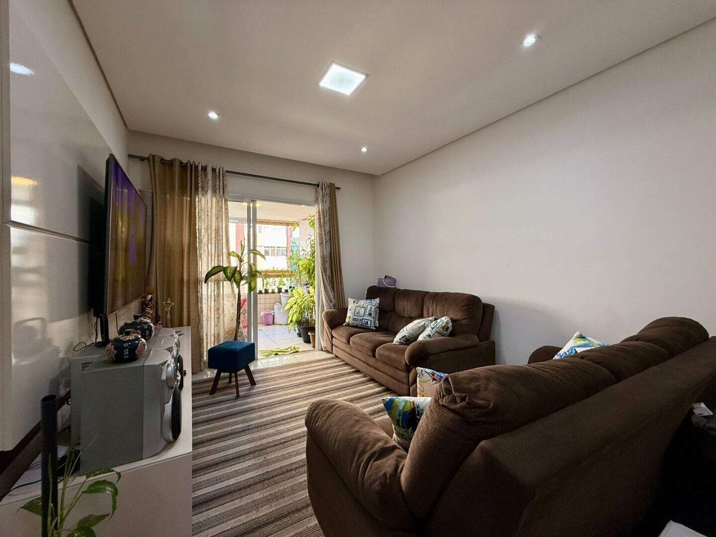 Apartamento à venda no Tupi: 
