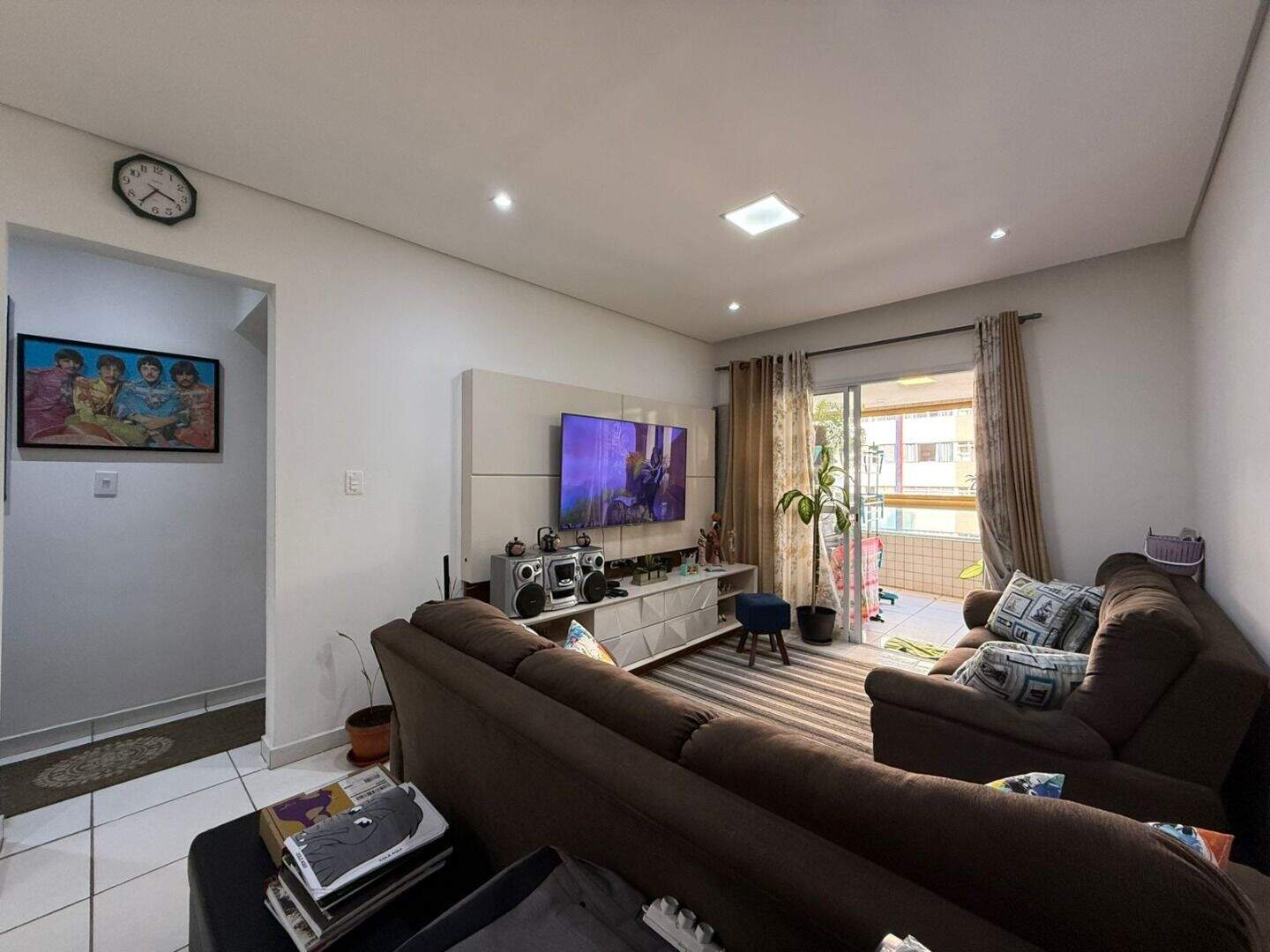 Apartamento à venda no Tupi: 