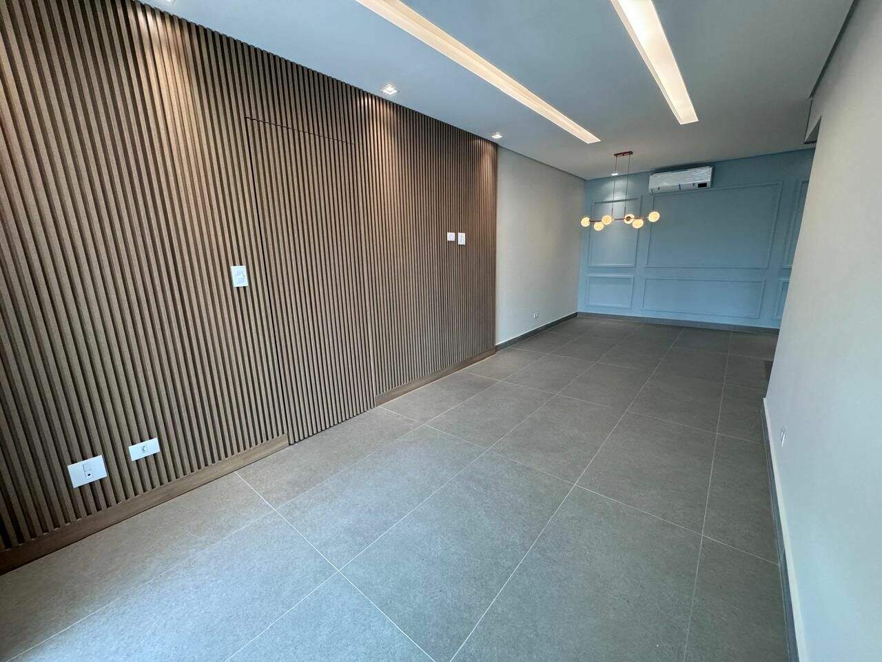 Apartamento à venda no Canto do Forte: 