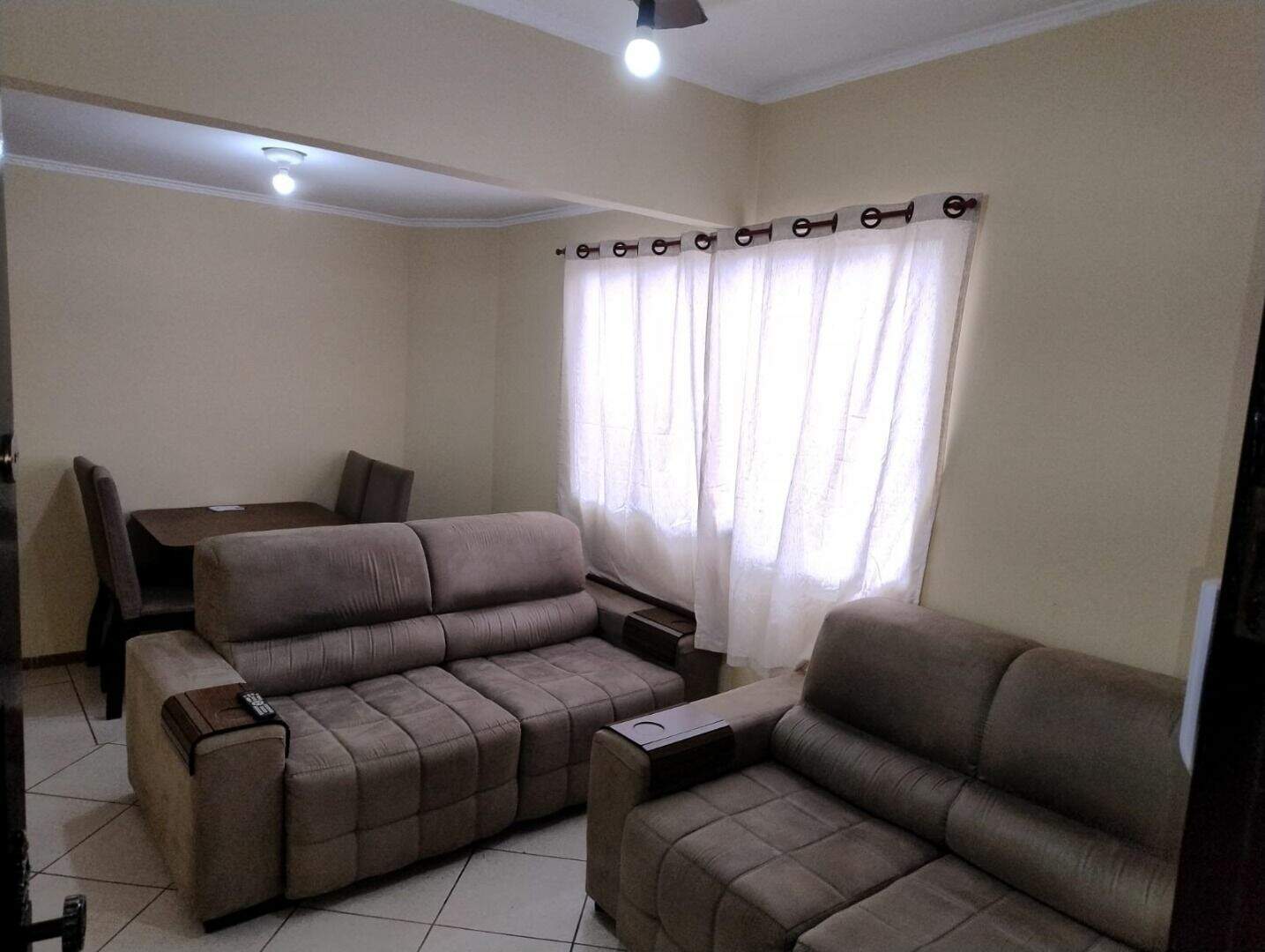 Apartamento à venda no Tupi: 