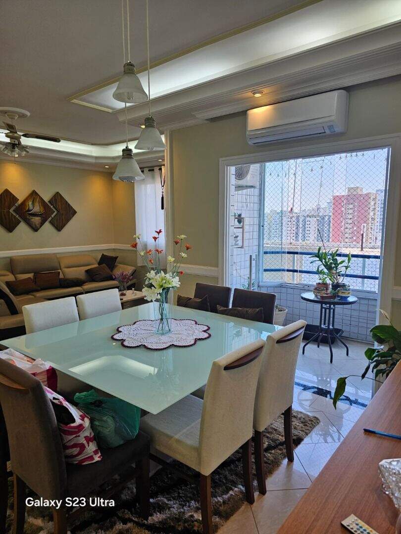 Apartamento à venda no Canto do Forte: 