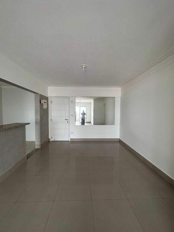 Apartamento à venda no Aviação: 